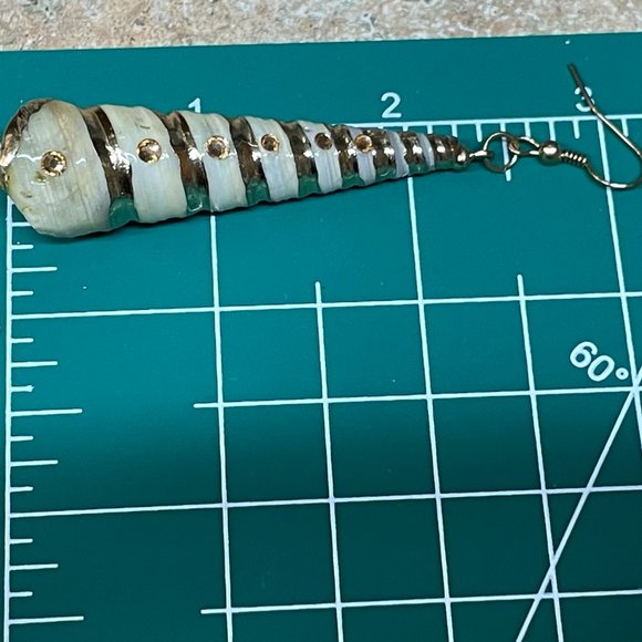 NEW HANDMADE Beautiful Gold Leaf Trim Swirl SHELL Earrings Long Dangle X Long - Picture 2 of 4